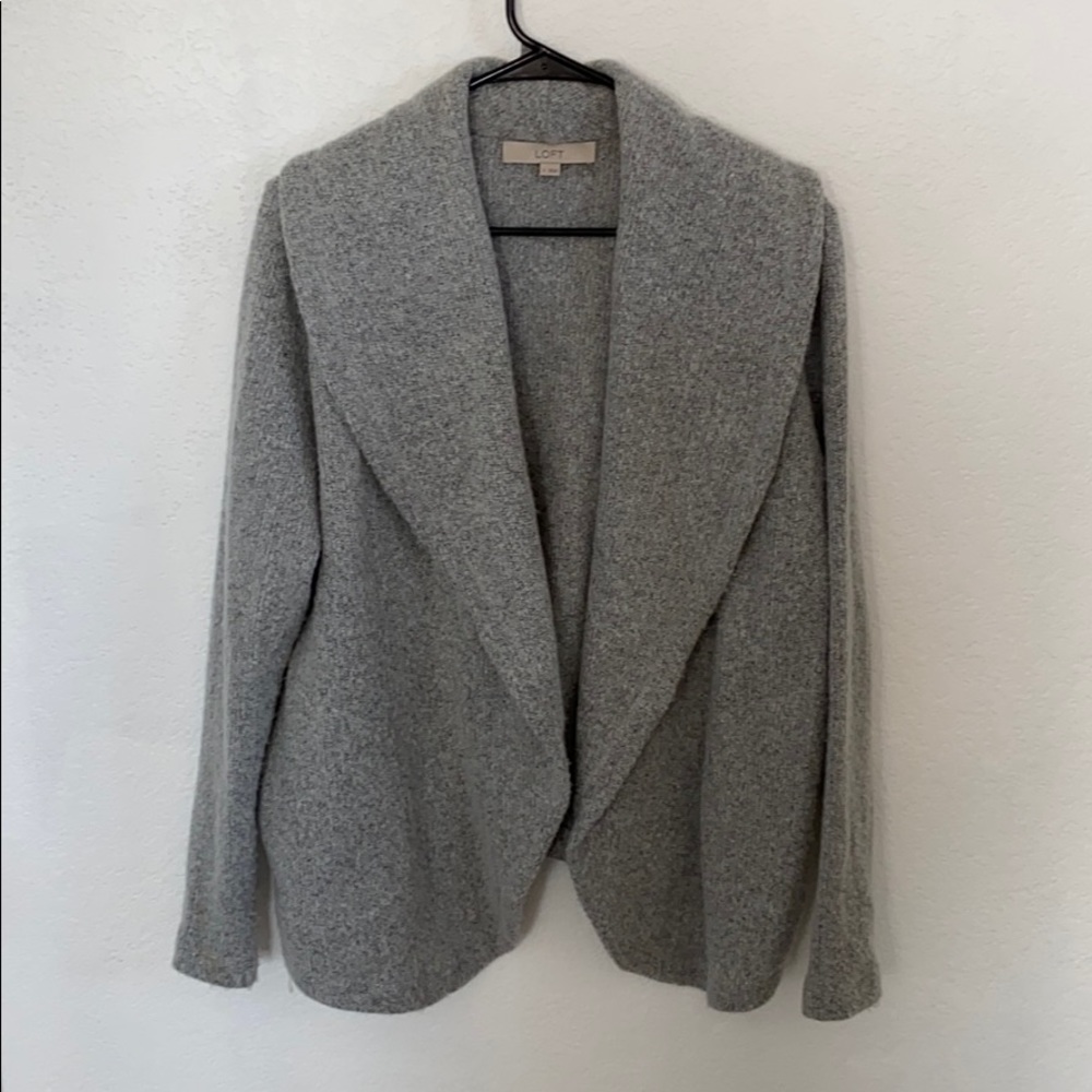 Grey sweater